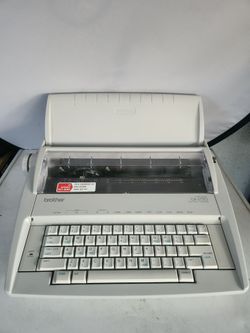 Brother GX-6750 Electronic Typewriter