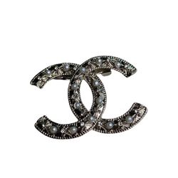 Brooch Pin Fashion Design 