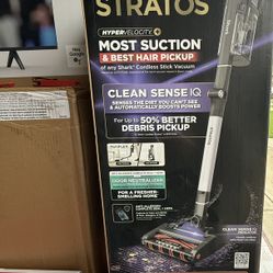 Shark Stratos with DuoClean Cordless Pet Stick Vacuum (Convertible To Handheld)