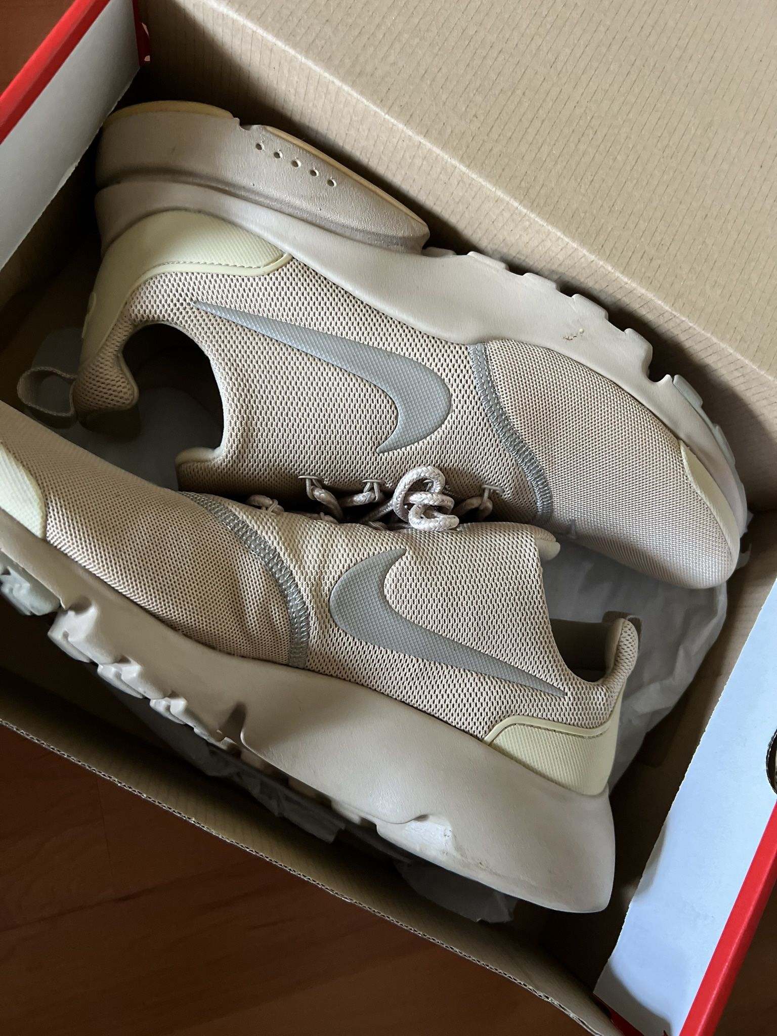 Nike Prestos