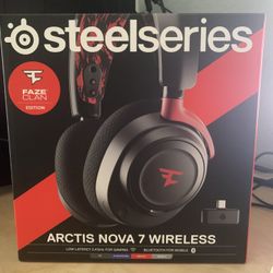 SteelSeries X FaZe Clan Arctis Nova 7 Wireless