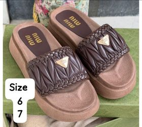Sandalias