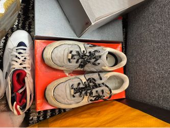 Chanel 21B Sport Sprint grey white trainers featuring quilted fabric and suede accents