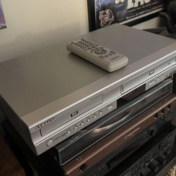 Samsung DVD / VCR Combo w/ Remote 