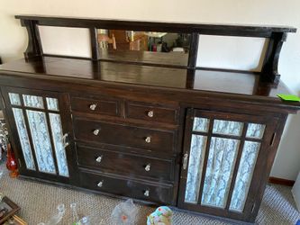 Credenza