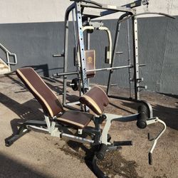 Smith Gym Home Machine Plus 45s+35s+25s & Pair Accessories. Delivery For Extra