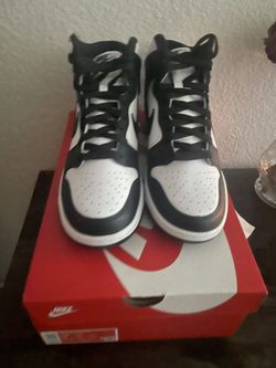 Nike Dunk High Black And White Size 10
