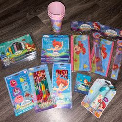 Vintage 2000s Little Mermaid bundle 