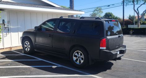 2004 Nissan Armada