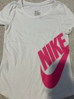 kids nike shirt