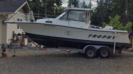 1996 Bayliner Trophy