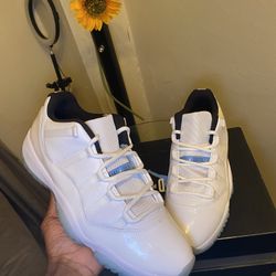 Air Jordan 11 Retro Legend Blue 