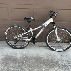 Specialized Myka Sport Mountain / Trail Bike Bicycle - Frame size 13” with 26” wheels