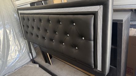 King Size Black Leather W/rhinestone Border Headboard