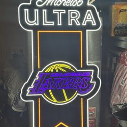 Ultra lakers neon
