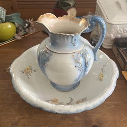 Vintage Pitcher & Bowl Set Large OBO Price Drop