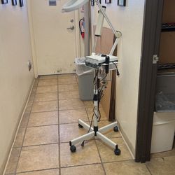 Steamer With Magnifying Glass Combo
