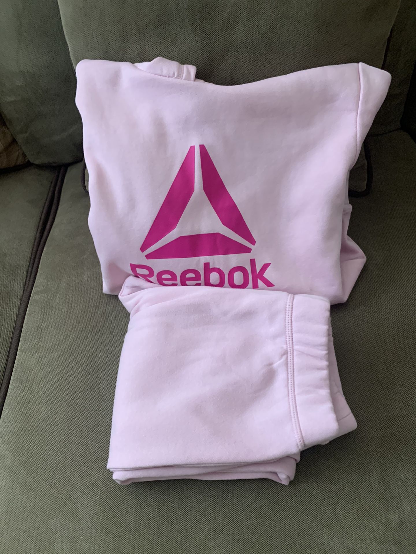 Youth Reebok Outfit