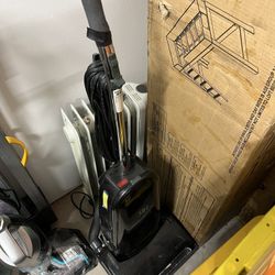Upright Vacuum 