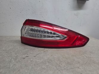 Right tail light ford fusion 2013 2014 2015 2016