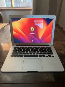Mid 2012 Apple MacBook Air 13inch