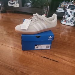 Samba OG W ADIDAS SIZE 10 1/2