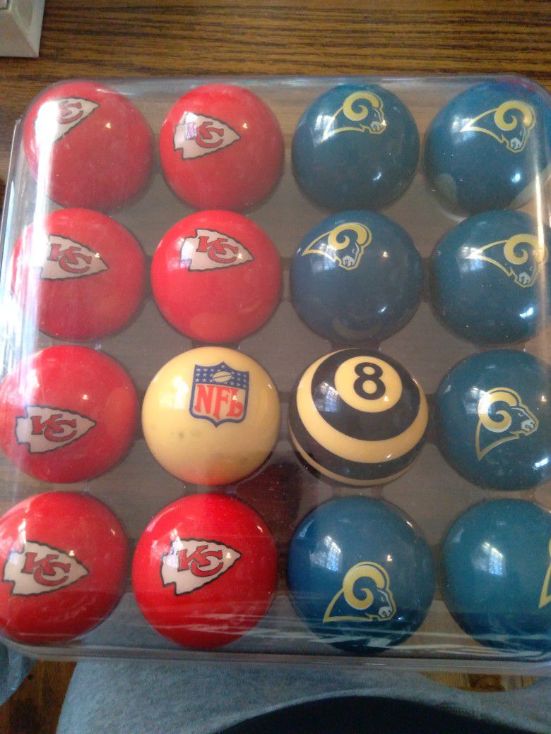 NFL Rams Vs Chiefs Billards Ball Set