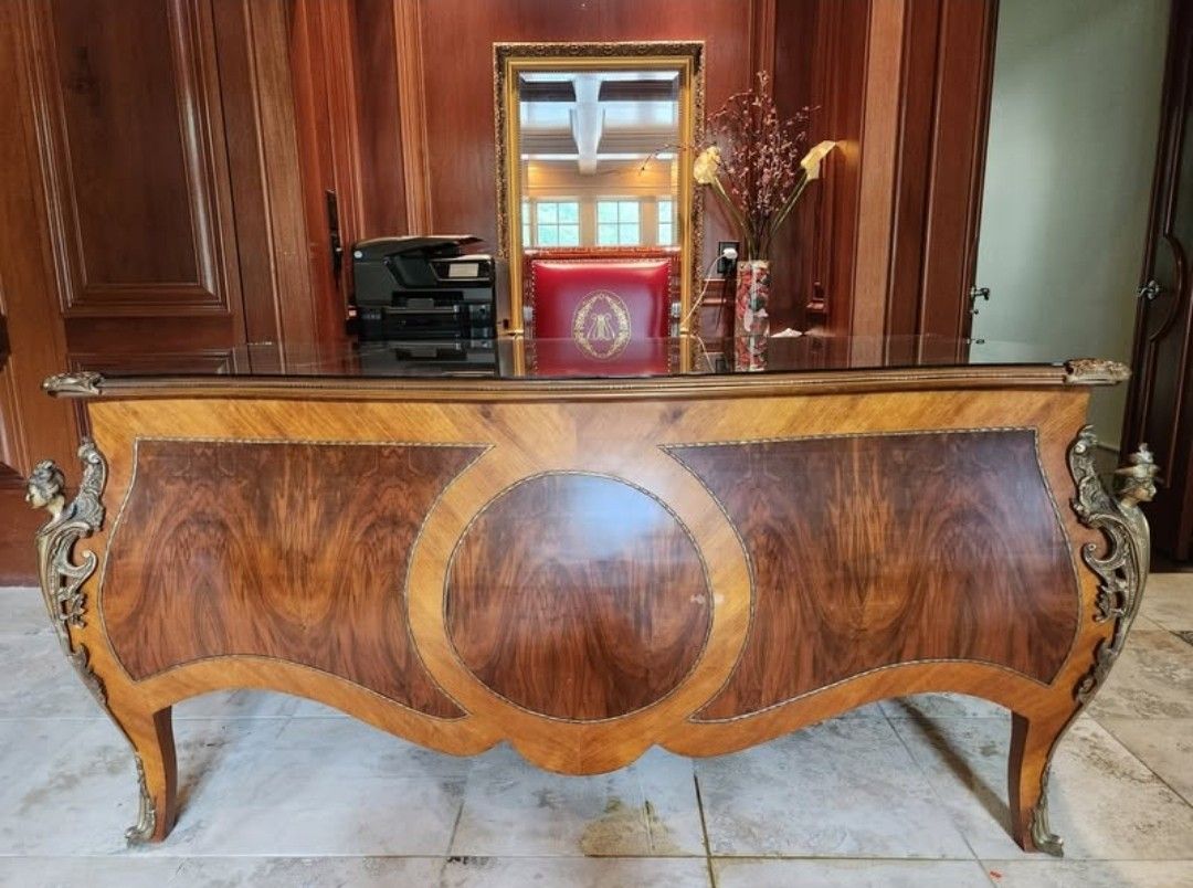 French Louis XV Inlay Burlwood Parquetry Office Desk - 19th Century