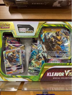 Pokemon Kleavor VSTAR Special Collection Box