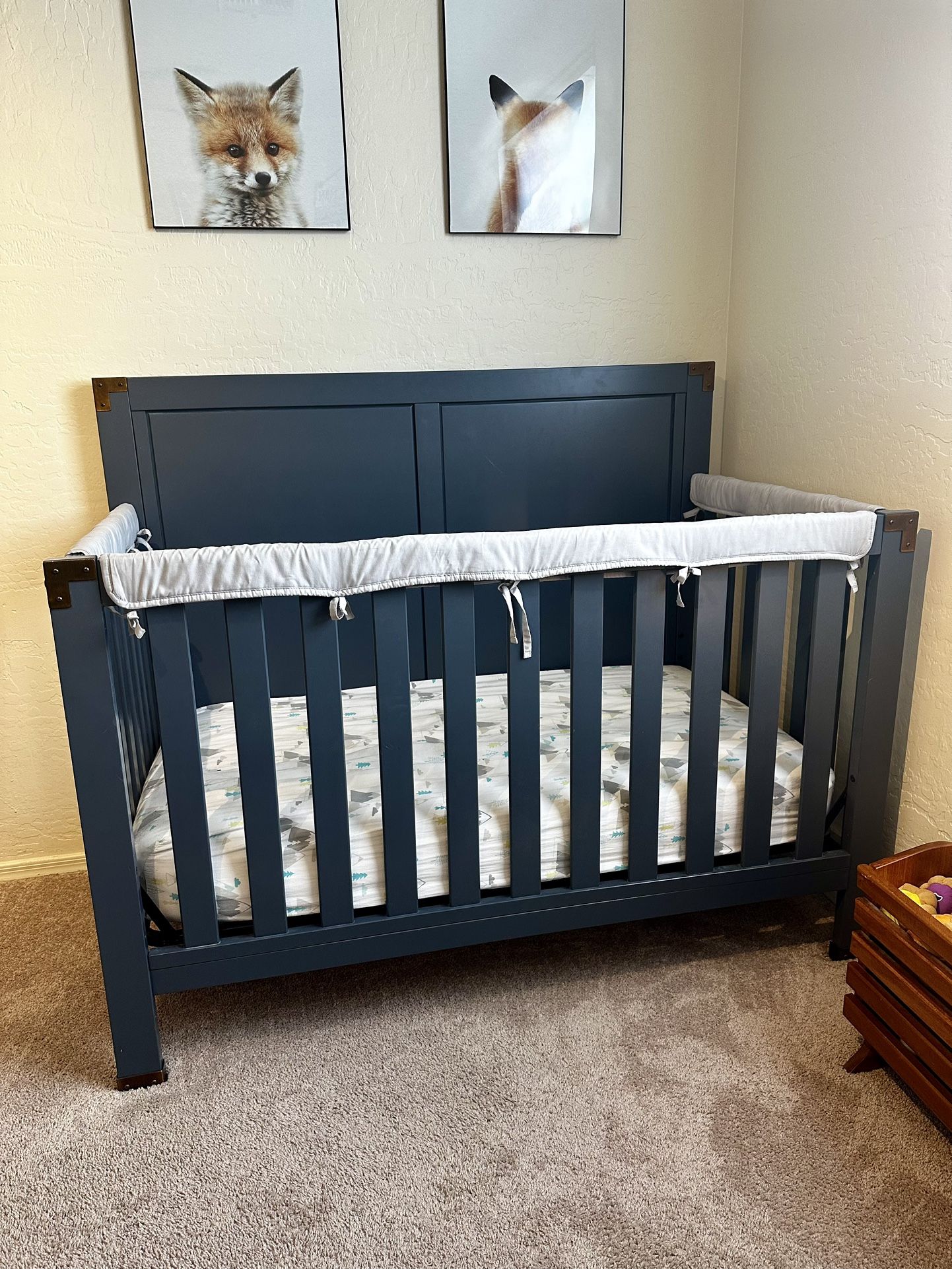 Benbrook 5-in-1 Convertible Crib