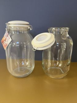 Two Large Glass Containers w/Airtight Lids. Sammamish, Beaver Lake