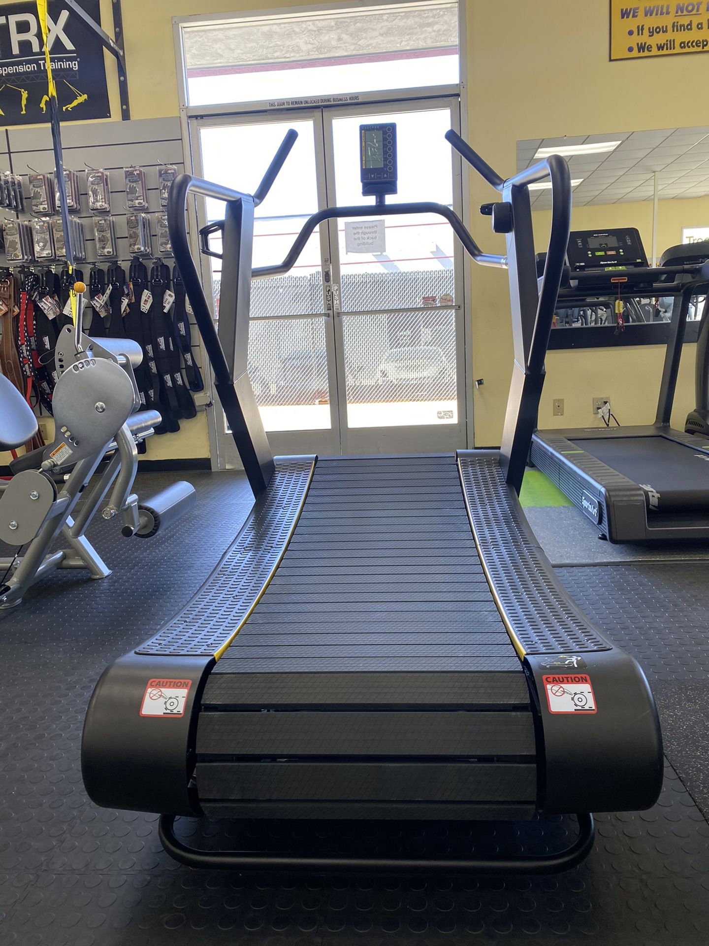 Cascade UltraRunner Curve Treadmill wSled