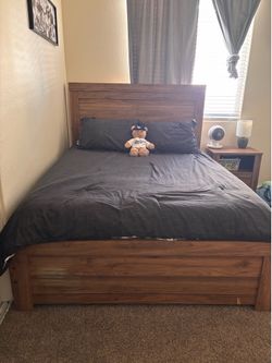 Ashley’s Queen Bedroom Set