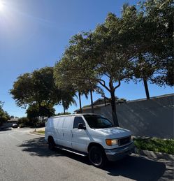 2006 Ford E-150