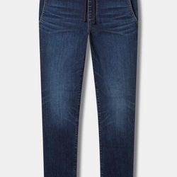 Woman’s Torrid  boyfriend mid rise jeans pull on