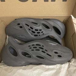 Yeezy Foam runner Onyx 