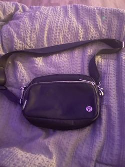 Lulu Lemon Everywhere Cross Body Bag