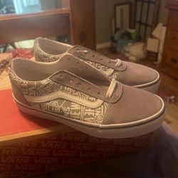 WOMENS KIDS VANS SIZE 6 YOUTH