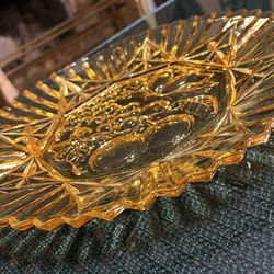 Vintage Federal glass Golden Amber Pioneer Fruit Plate Sawtooth Edge 11.5”