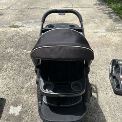 Graco Click Stroller and Car Seat With 2 Bases. In Good Condition 