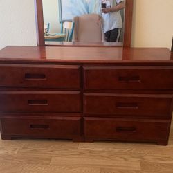 Dresser New