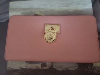 Micheal Kors wallet