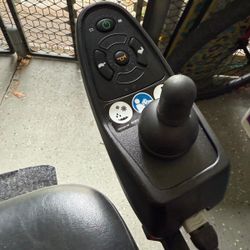 Brand New Chair Electric Never Used/with Charger