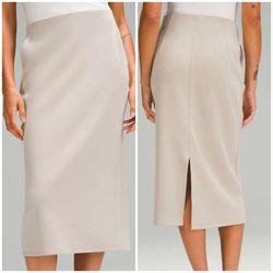 Lululemon Softstreme High Rise Midi Skirt Women’s Size 2 NWT