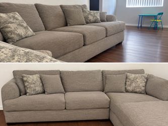 Sectional couch