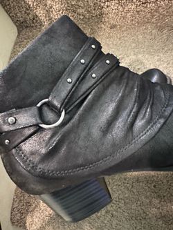 Low cut Boots