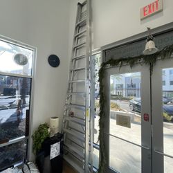 Heavy Duty Ladder 12ft Werner OSHA