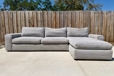 Bernhardt Nest Sectional Sofa with Chaise – Gray