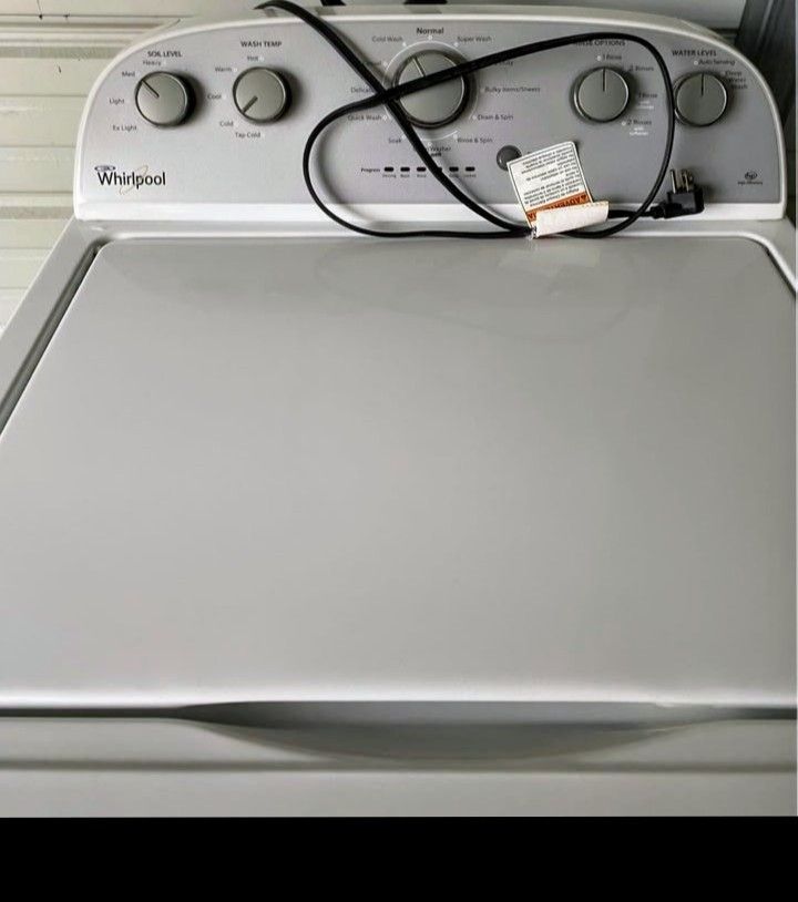 Very Nice Whirlpool Washer Works Well Has Orange Tint In Drum From Well Water Delivery Available 