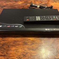 Insignia NS-WBRDVD2 Blu-ray Player Wi-Fi HDMI Dolby Digital DVD CD Black 2010